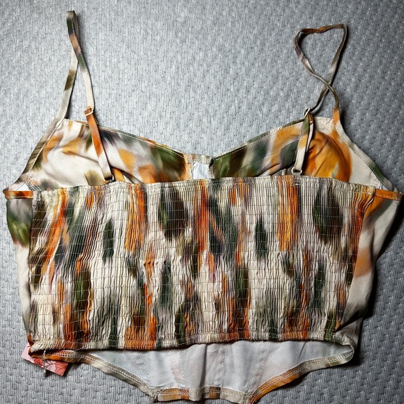 SHEIN Tank Top - Picture 2 of 3